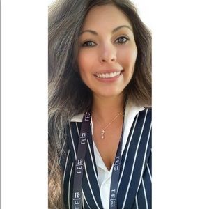 Meet your Posher, Vanessa